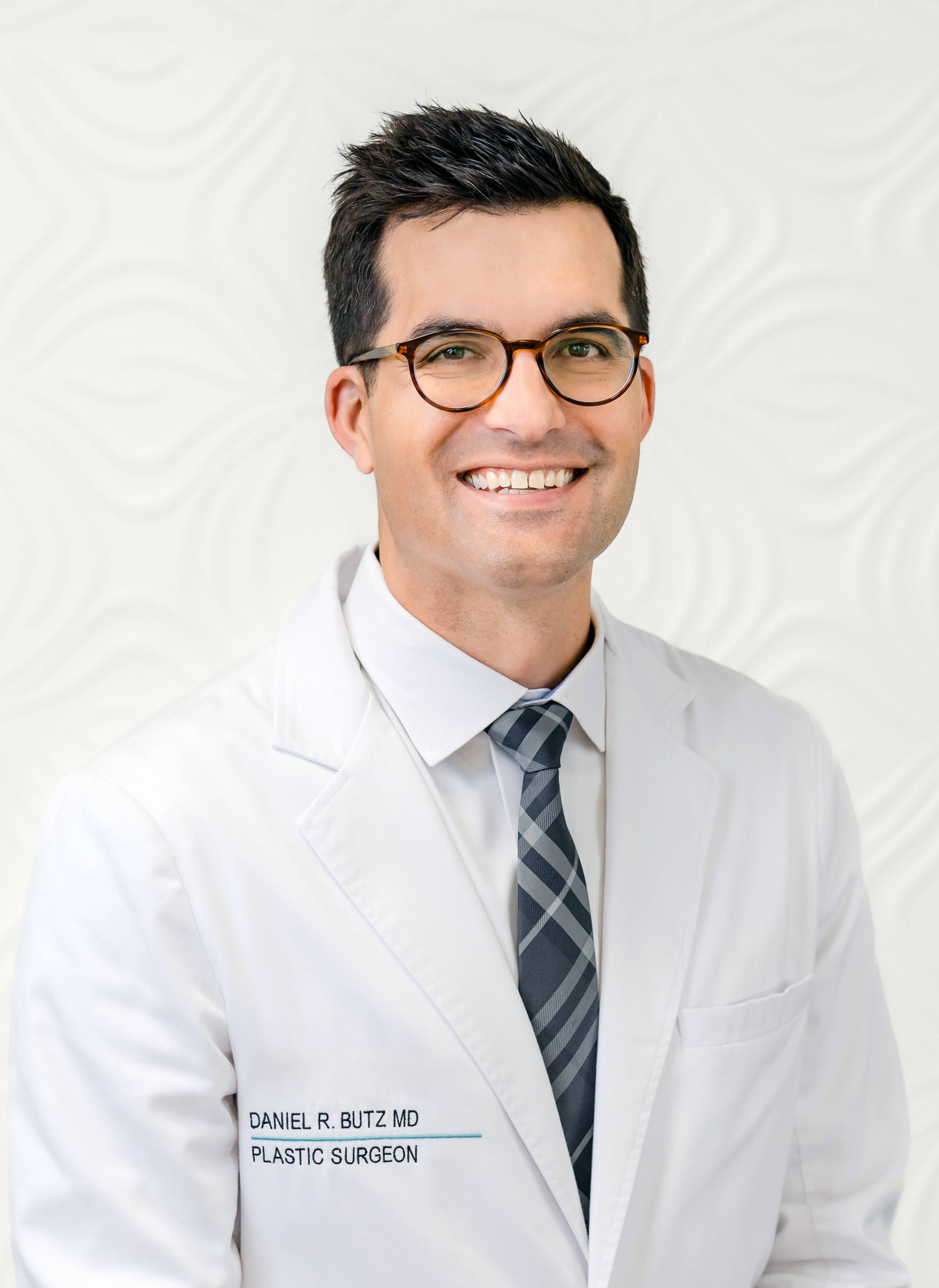 Daniel Butz Headshot